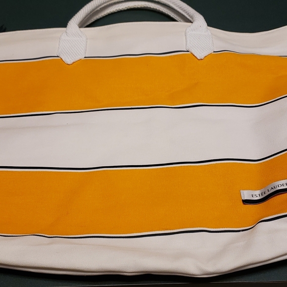 Estee Lauder Handbags - Estee Lauder Tote Bag